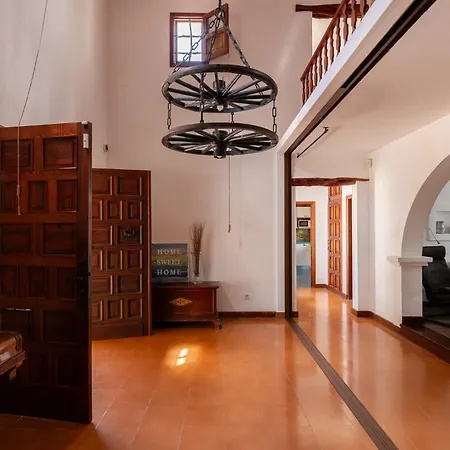 Villa Sera De Vall *